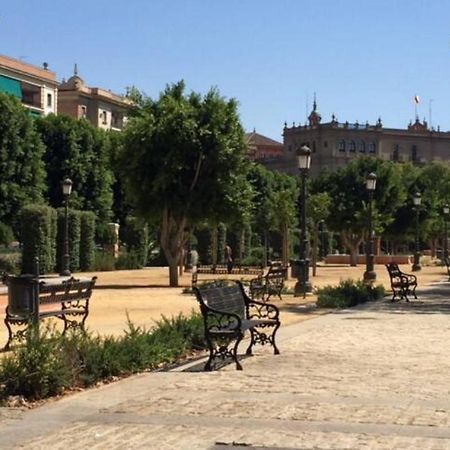 Apartamento A Estrenar Frente A La Plaza De Espana Sevilla Buitenkant foto