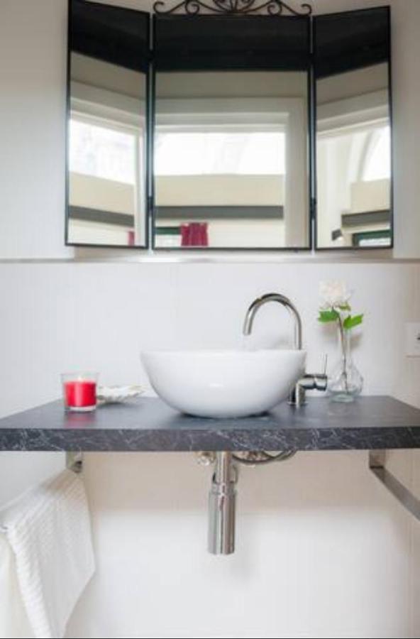 Apartamento A Estrenar Frente A La Plaza De Espana Sevilla Buitenkant foto